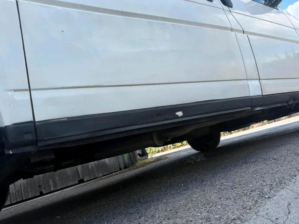 Volkswagen T4 Multivan Camper 1.9 Diesel пробіг: 276698 рік: März 1995 потужність:100 PS ціна: 2299 - Фото 18