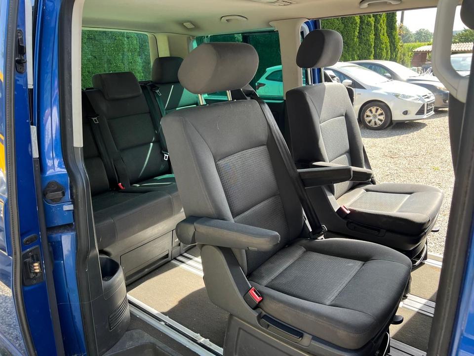 Volkswagen T5 Multivan 2.5 TDI Comfortline пробіг: 400000 рік: September 2005 Diesel потужність:131 PS коробка: Manuell ціна: 2990 - Фото 11