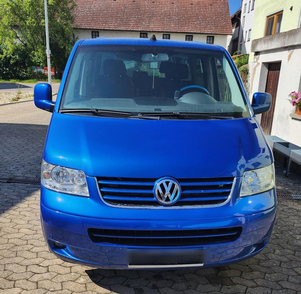 Volkswagen T5 Multivan 2,5 TDI пробіг: 336840 рік: November 2004 Diesel потужність:131 PS коробка: Manuell ціна: 3000 - Фото 0