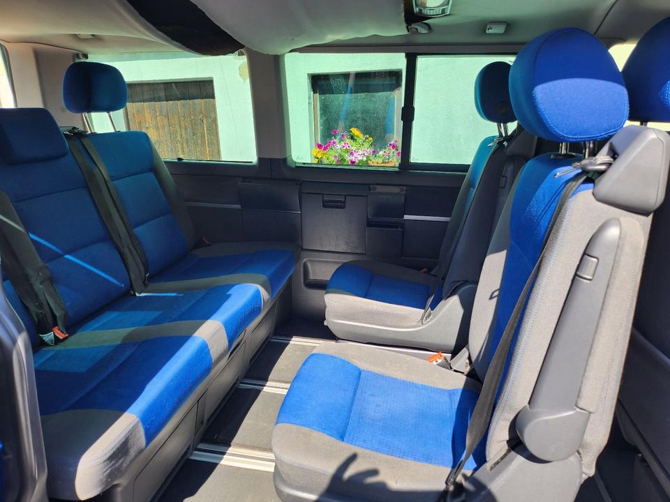 Volkswagen T5 Multivan 2,5 TDI пробіг: 336840 рік: November 2004 Diesel потужність:131 PS коробка: Manuell ціна: 3000 - Фото 5