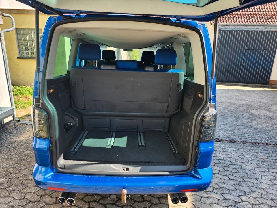 Volkswagen T5 Multivan 2.5 TDI пробіг: 336840 рік: November 2004 Diesel потужність:131 PS коробка: Manuell - Фото 2