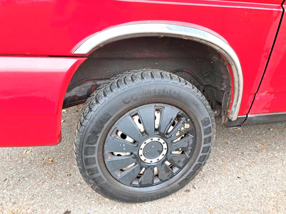 Vw T4 Multivan rot 2.5 TDI Abs Klima 7 Sitzer пробіг: 338000 рік: Januar 1997 Diesel потужність:102 PS ціна: 2500 - Фото 12