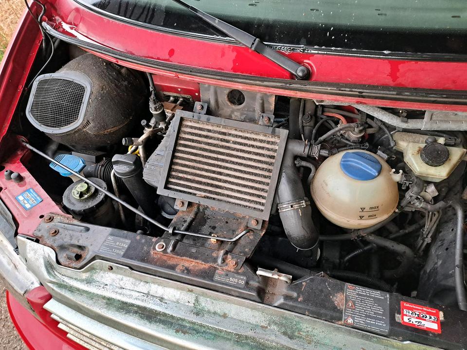 Vw T4 Multivan rot 2.5 TDI Abs Klima 7 Sitzer пробіг: 338000 рік: Januar 1997 Diesel потужність:102 PS ціна: 2500 - Фото 14