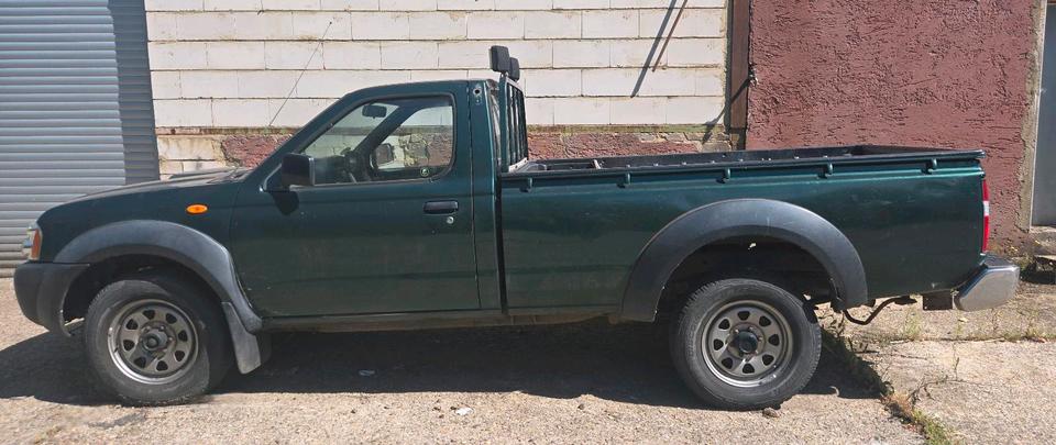 Nissan D22 Pick Up пробіг: 175000 рік: Dezember 2003 потужність:130 PS Diesel ціна: 4500 - Фото 1