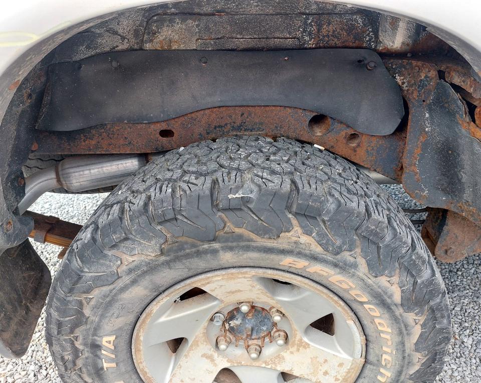 Чудове авто для ЗСУ L200 Mitsubishi Lkw Zulassung Diesel 2.5 Automattic пробіг: 271100 рік: November 2003 Diesel потужність:115 PS коробка: Automatik ціна: 4444 - Фото 8