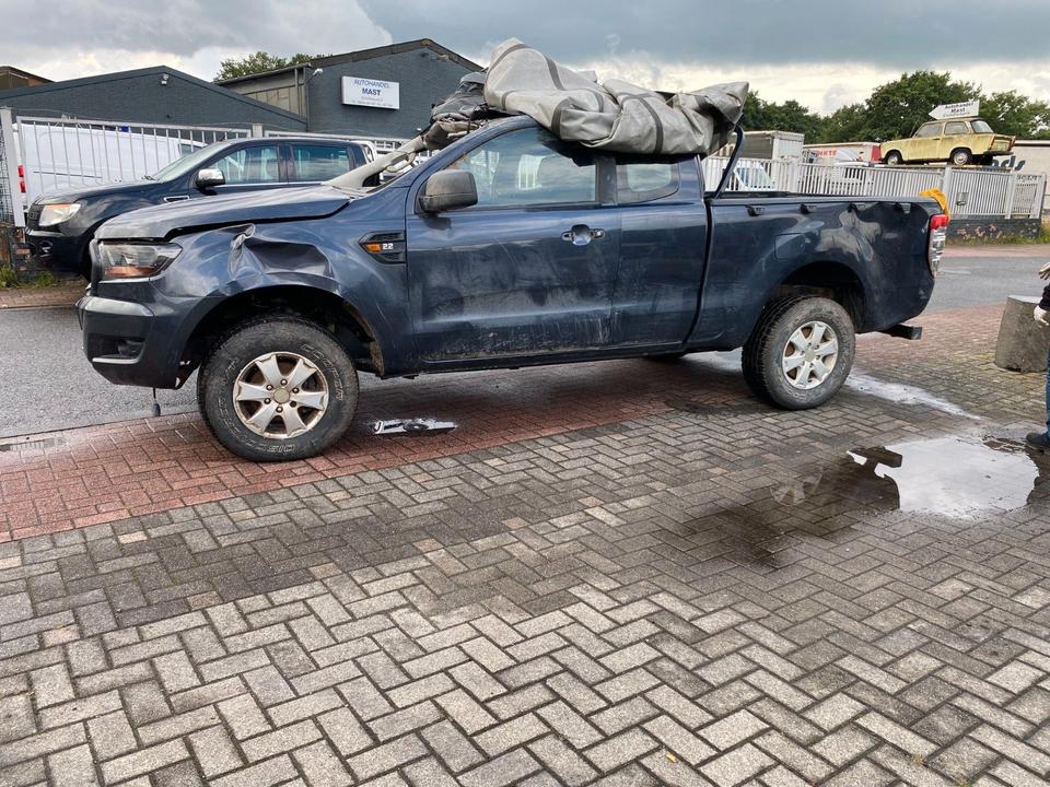 Ford Ranger XL Extrakabine 4x4*Euro 6 ; ZC*Lkw*Klima* Ranger пробіг: 156000 Diesel потужність:160 PS коробка: Manuell ціна: 4999 - Фото 1