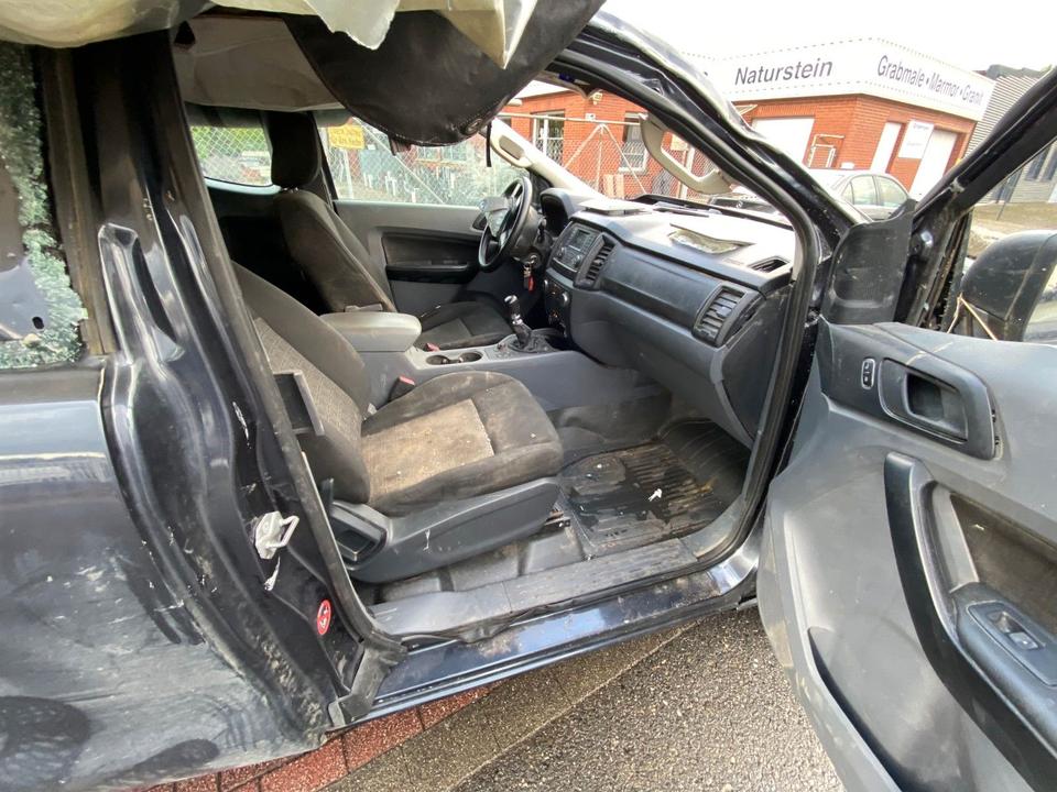 Ford Ranger XL Extrakabine 4x4*Euro 6 ; ZC*Lkw*Klima* Ranger пробіг: 156000 Diesel потужність:160 PS коробка: Manuell ціна: 4999 - Фото 13