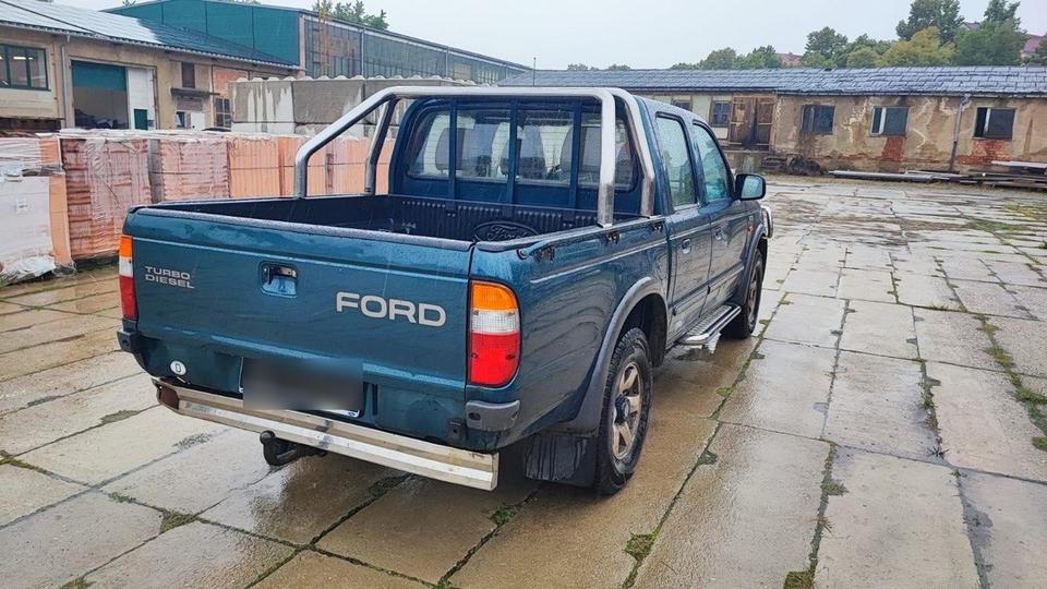Ford Ranger 5 Pickup 4x4 пробіг: 390000 рік: Januar 2000 Diesel коробка: Manuell ціна: 2700 - Фото 2