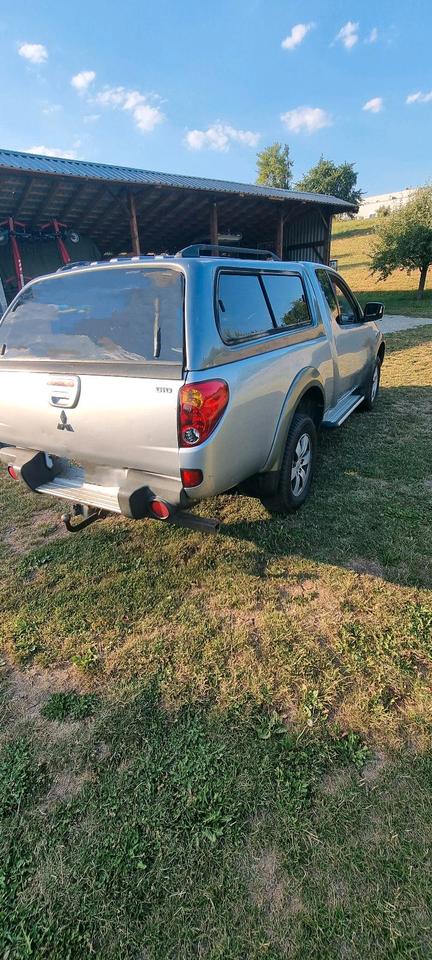 Mitsubishi L200 Pick Up 3,5T пробіг: 101222 рік: Dezember 2007 Diesel потужність:167 PS коробка: Manuell ціна: 6000 - Фото 3