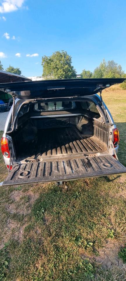 Mitsubishi L200 Pick Up 3,5T пробіг: 101222 рік: Dezember 2007 Diesel потужність:167 PS коробка: Manuell ціна: 6000 - Фото 5