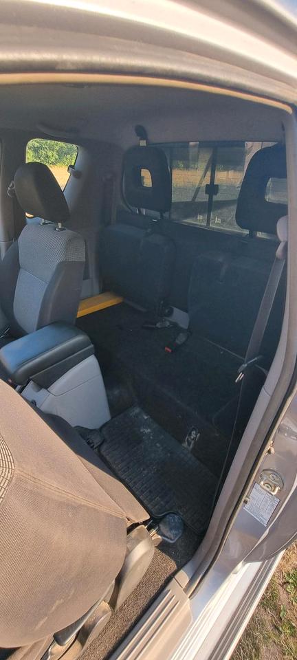 Mitsubishi L200 Pick Up 3,5T пробіг: 101222 рік: Dezember 2007 Diesel потужність:167 PS коробка: Manuell ціна: 6000 - Фото 8