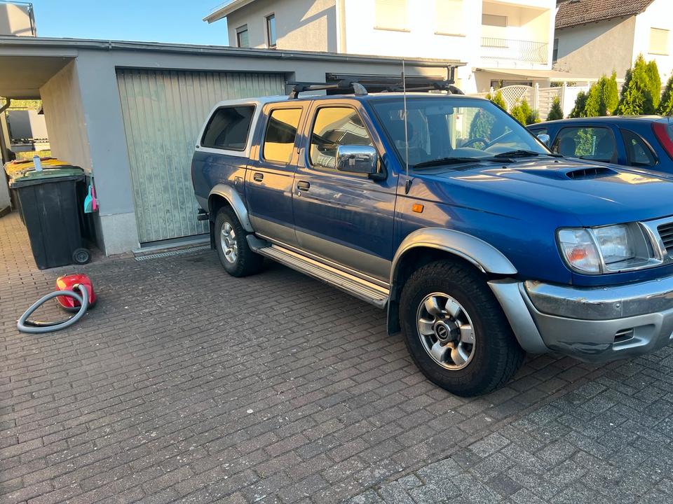 Nissan Navara D22 4x4 Pickup Doka  пробіг: 128000 рік: Mai 2002 Diesel потужність:103 PS коробка: Manuell Euro3 ціна: 4500 ціна: 4500 - Фото 3