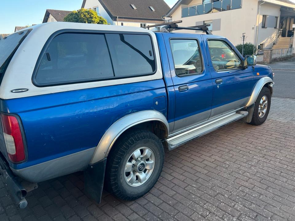 Nissan Navara D22 4x4 Pickup Doka  пробіг: 128000 рік: Mai 2002 Diesel потужність:103 PS коробка: Manuell Euro3 ціна: 4500 ціна: 4500 - Фото 4