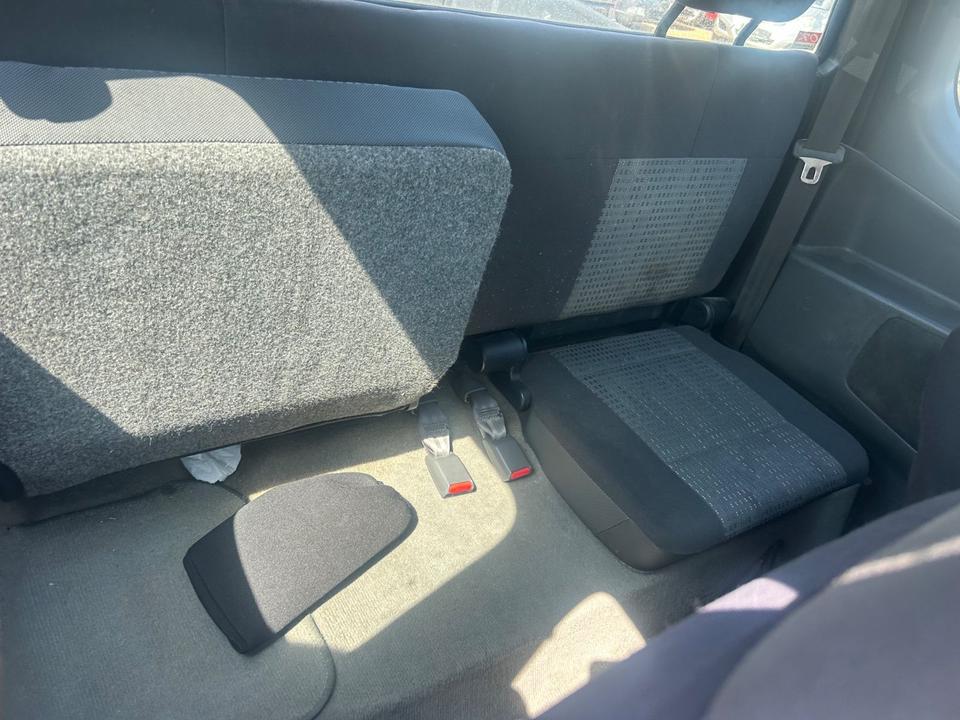  Дпомога з купівлі та пригону надійного авто Mitsubishi L200 TD Intense Club Cab 2500  пробіг: 270000 рік: März 2005 Diesel потужність:116 PS коробка: Manuell ціна: 3000 - Фото 10