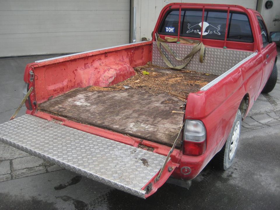 GÜNSTIGER Mitsubishi L200 Single Cab Baustellenfahrzeug Pickup пробіг: 135000 рік: Oktober 1998 Diesel потужність:75 PS ціна: 3550 - Фото 6