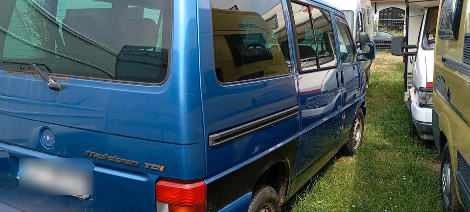 VW t4 TDi 2,5 Multivan Atlantik пробіг: 410000 рік: Dezember 1998 Diesel потужність:150 PS коробка: Manuell ціна: 2800 - Фото 0