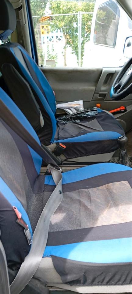 VW t4 TDi 2,5 Multivan Atlantik пробіг: 410000 рік: Dezember 1998 Diesel потужність:150 PS коробка: Manuell ціна: 2800 - Фото 4