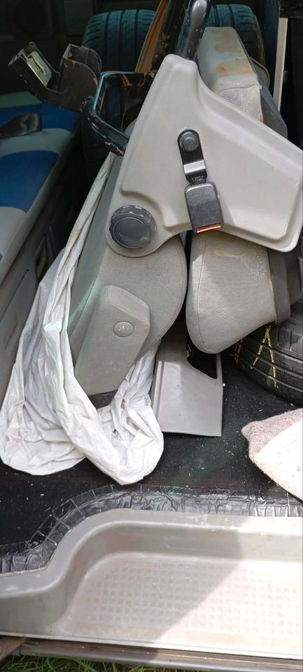 VW t4 TDi 2,5 Multivan Atlantik пробіг: 410000 рік: Dezember 1998 Diesel потужність:150 PS коробка: Manuell ціна: 2800 - Фото 6