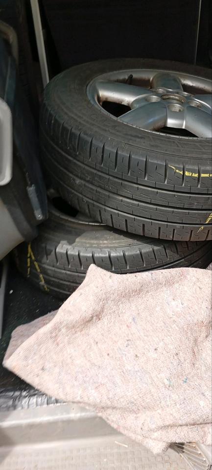 VW t4 TDi 2,5 Multivan Atlantik пробіг: 410000 рік: Dezember 1998 Diesel потужність:150 PS коробка: Manuell ціна: 2800 - Фото 8