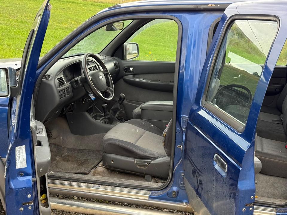 Ford Ranger XLT Pick-Up Double Cab 2.5D 4x4 пробіг: 268000 рік: Dezember 2005 Diesel потужність:109 PS коробка: Manuell ціна: 2600 - Фото 6