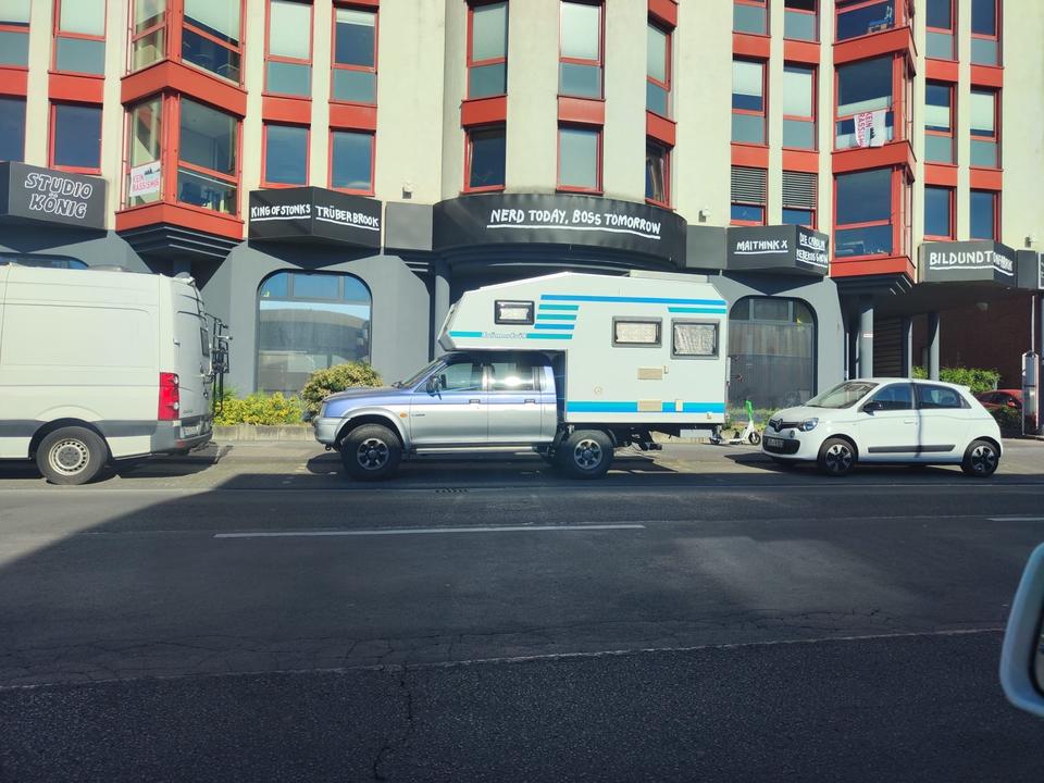 Mitsubishi L200 K60t  пробіг: 250000 рік: Juni 2001 Diesel потужність:99 PS коробка: Manuell ціна: 5200 - Фото 4