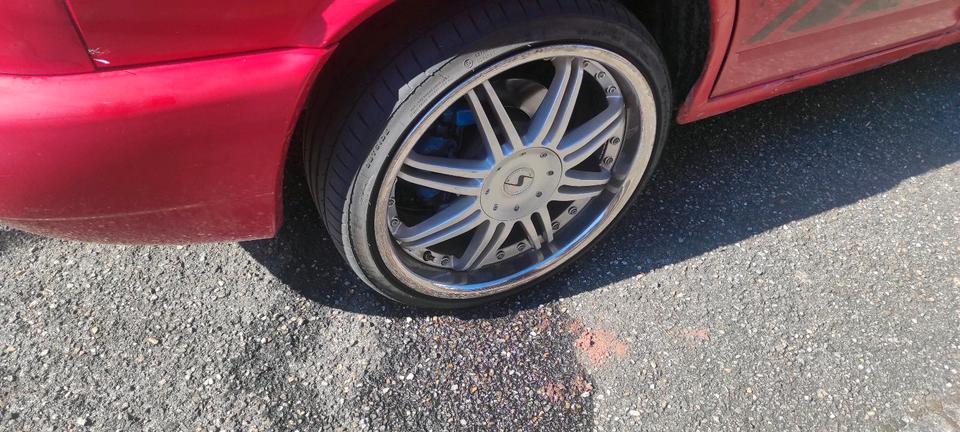 zu verkaufen VW t4 Multivan 1.9 пробіг: 370000 рік: Mai 2025 Diesel ціна: 2850 - Фото 1