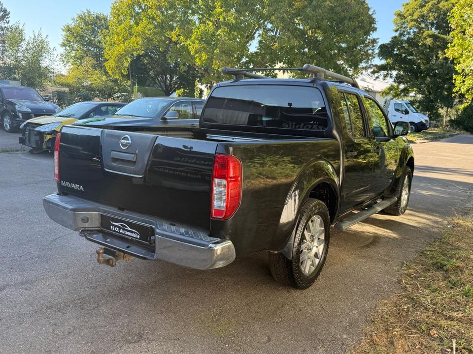Nissan Navara Pickup Double Cab LE V6 4x4 LB пробіг: 187000 рік: März 2014 Diesel потужність:231 PS 4 (Grün) Euro5 ціна: 4790 Schwarz - Фото 5