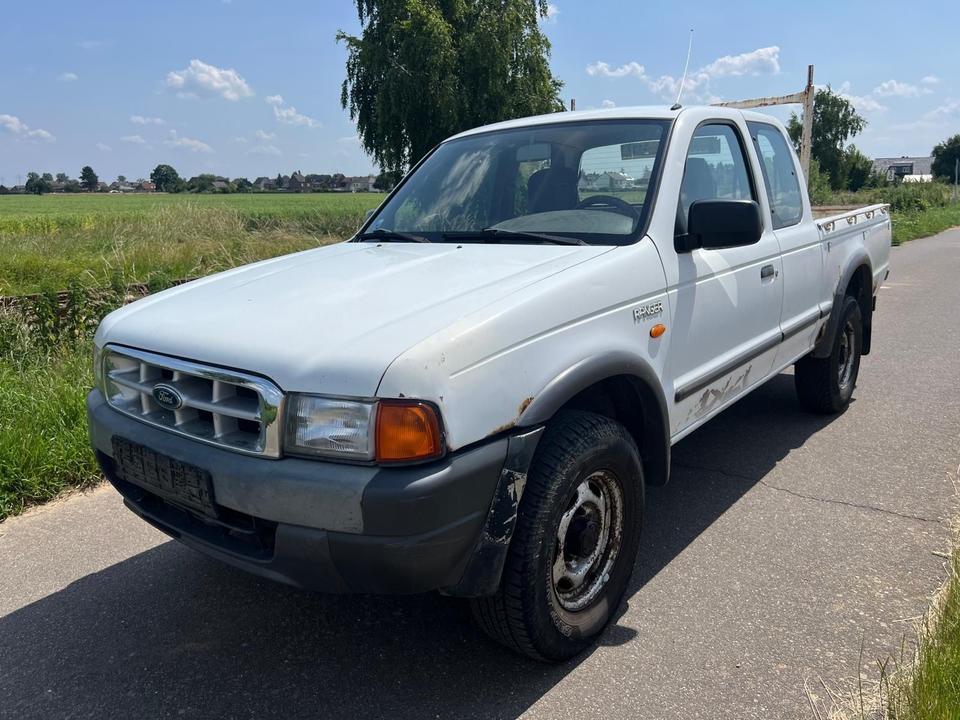 Потужний позашляховик для потреб на фронт Ford Ranger 2.5 TD 4X4  пробіг: 230500 рік: Dezember 2001 Diesel потужність:109 PS коробка: Manuell ціна: 2350 - Фото 1