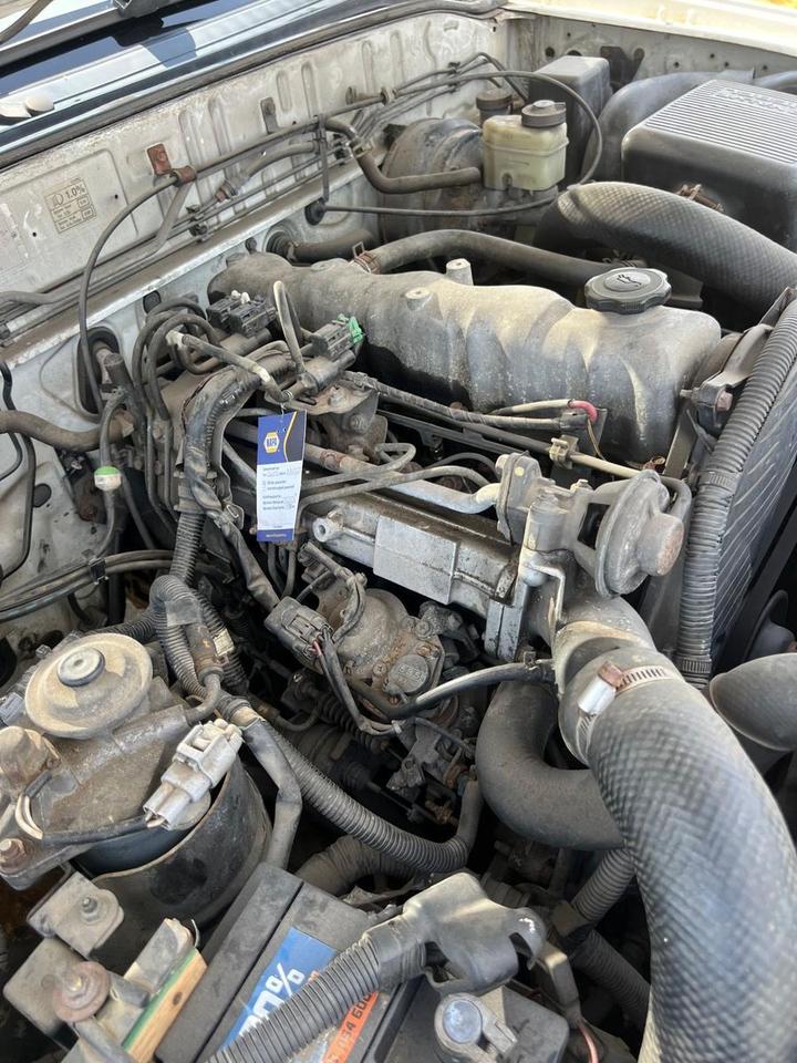 Потужний позашляховик для потреб на фронт Ford Ranger 2.5 TD 4X4  пробіг: 230500 рік: Dezember 2001 Diesel потужність:109 PS коробка: Manuell ціна: 2350 - Фото 9