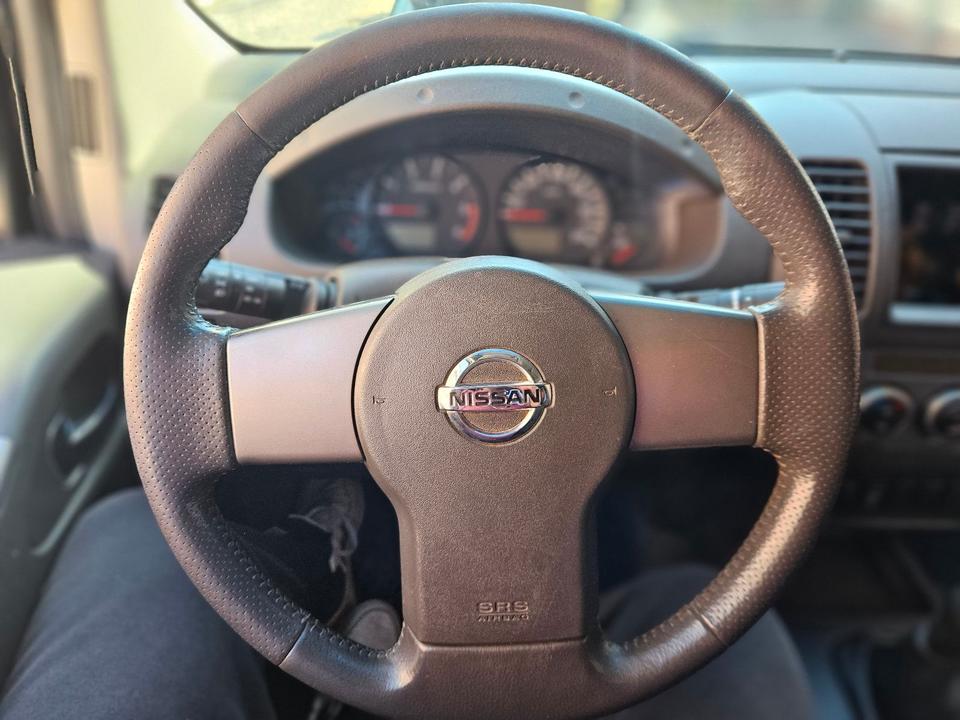 Nissan Navara 4x4 пробіг: 290000 рік: März 2006 Diesel потужність:171 PS коробка: Manuell ціна: 5699 - Фото 10
