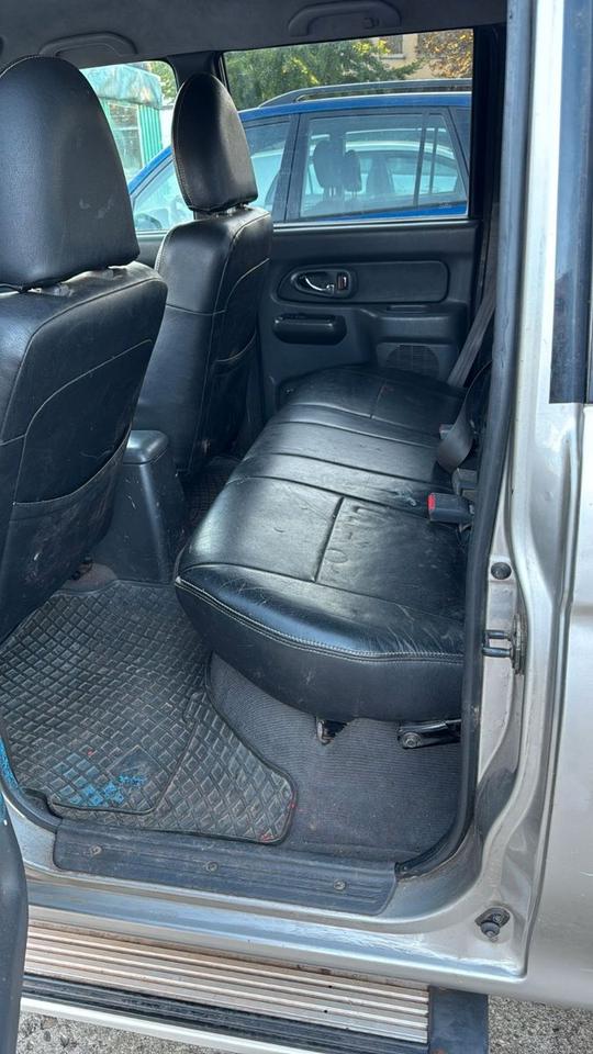 Mitsubishi L200 4x4 пробіг: 256000 рік: Januar 2005 Diesel коробка: Manuell ціна: 4999 - Фото 14