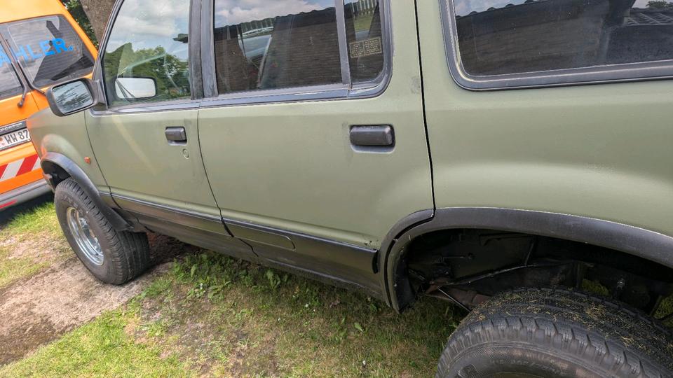 Авто для військових  з Європи Ford Explorer U2 (UN46)  пробіг: 217 Benzin потужність:160 PS ціна: 2999 - Фото 9