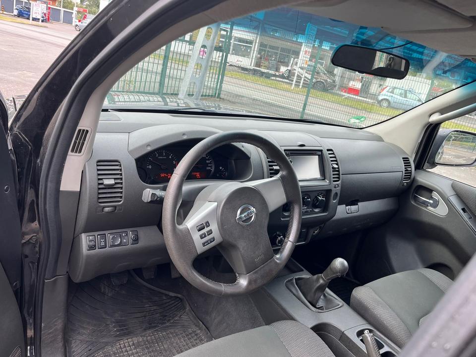 Nissan Navara PickUp 4x4 2.5 Diesel  пробіг: 260000 рік: April 2011 потужність:190 PS ціна: 5499 - Фото 7