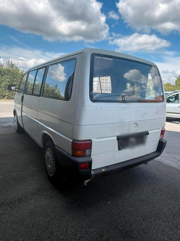 Volkswagen T4 Multivan Camper 1.9 Diesel пробіг: 276698 рік: März 1995 Diesel потужність:80 PS 2025 ціна: 1999 - Фото 1
