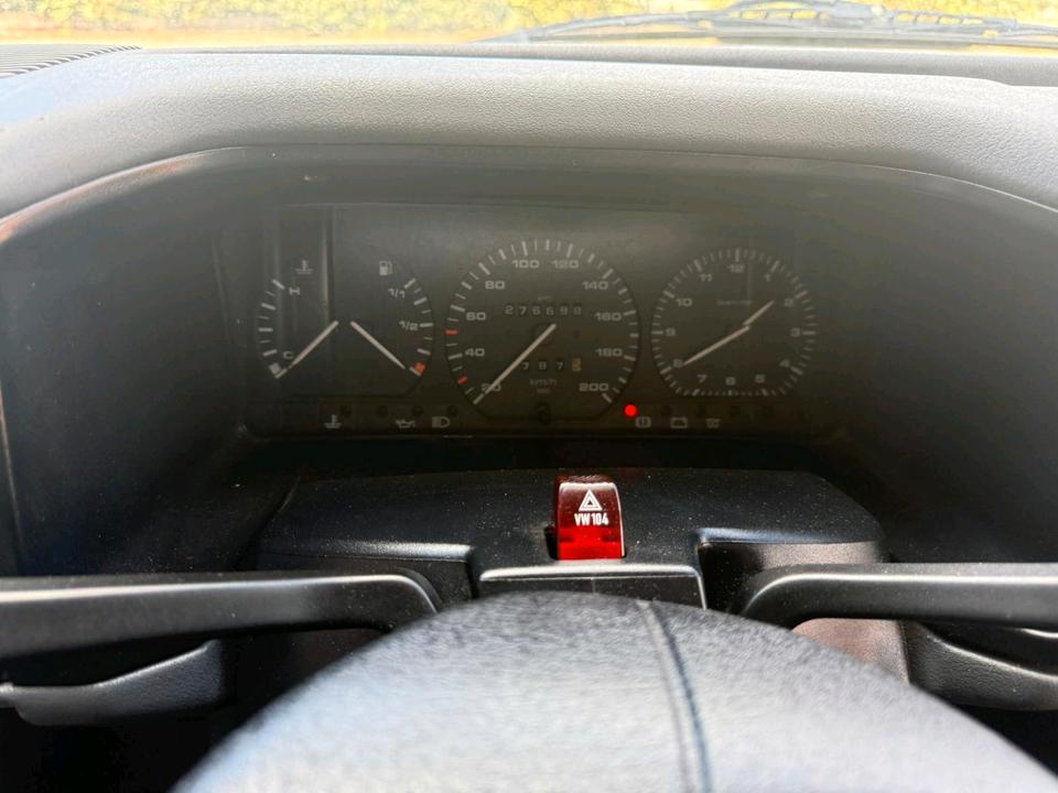 Volkswagen T4 Multivan Camper 1.9 Diesel пробіг: 276698 рік: März 1995 Diesel потужність:80 PS 2025 ціна: 1999 - Фото 14