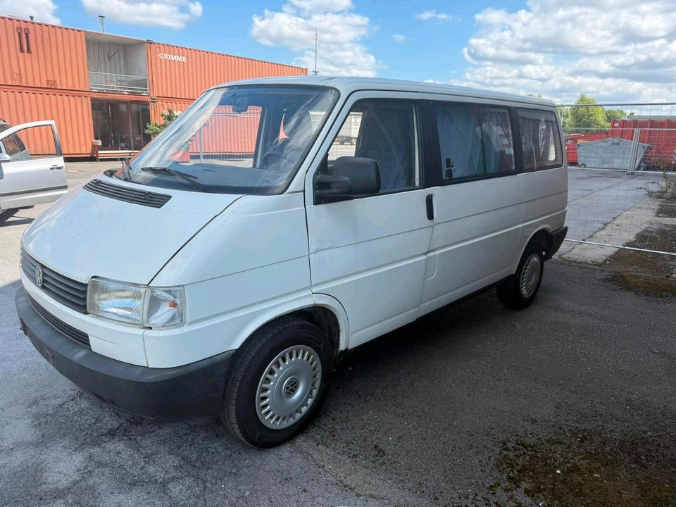 Volkswagen T4 Multivan Camper 1.9 Diesel пробіг: 276698 рік: März 1995 Diesel потужність:80 PS 2025 ціна: 1999 - Фото 3