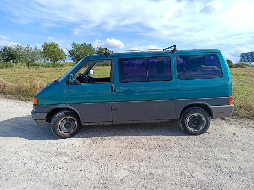 Купити авто❗T4 Multivan VW Bus 2,4l Diesel AAB 1995 Camper 6 Sitzer Allstar пробіг: 248868 рік: August 1995 Diesel потужність:78 PS ціна: 3900 - Фото 1