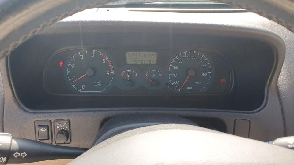 Nissan Terrano 2,7 TD пробіг: 187400 рік: Mai 2002 Diesel потужність:125 PS ціна: 3995 - Фото 16