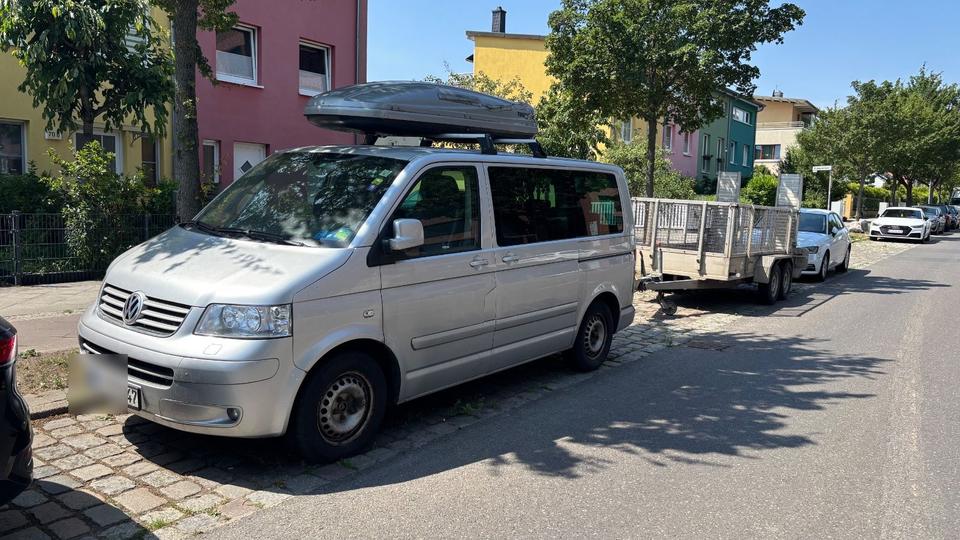 Volkswagen T5 Multivan пробіг: 317000 рік: Januar 2005 Diesel потужність:174 PS коробка: Automatik ціна: 2000 - Фото 0