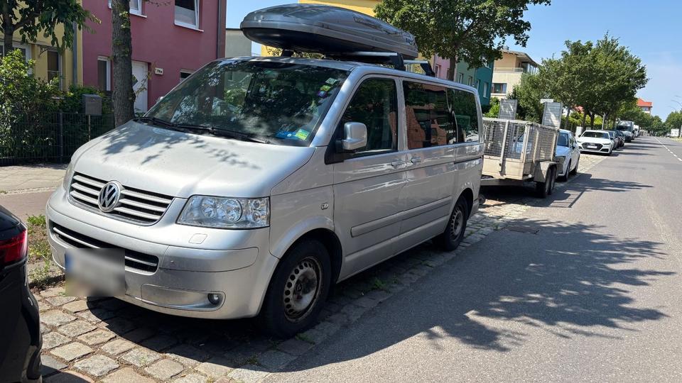 Volkswagen T5 Multivan пробіг: 317000 рік: Januar 2005 Diesel потужність:174 PS коробка: Automatik ціна: 2000 - Фото 1