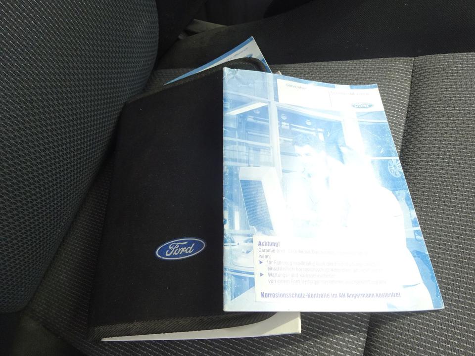 Ford Ranger 2.5 TDCi Extrakabine 4X4 XLT пробіг: 271581 рік: Juni 2008 Diesel потужність:143 PS SUV/Geländewagen ціна: 4500 - Фото 11