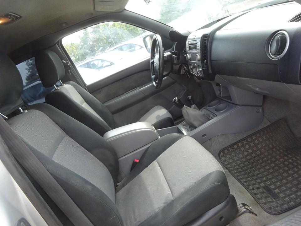 Ford Ranger 2.5 TDCi Extrakabine 4X4 XLT пробіг: 271581 рік: Juni 2008 Diesel потужність:143 PS SUV/Geländewagen ціна: 4500 - Фото 9