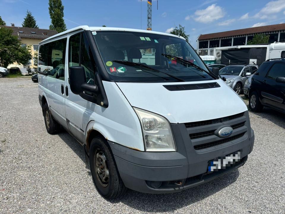 Ford Transit 2.4 9Sitze 4x4 140PS пробіг: 206000 рік: Dezember 2009 Diesel коробка: Manuell ціна: 1700 - Фото 1