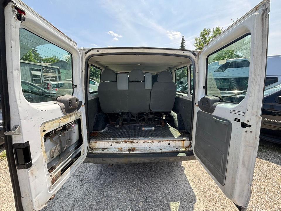 Ford Transit 2.4 9Sitze 4x4 140PS пробіг: 206000 рік: Dezember 2009 Diesel коробка: Manuell ціна: 1700 - Фото 11