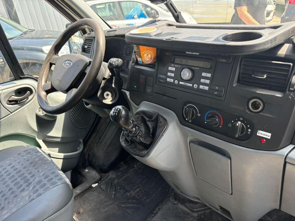 Ford Transit 2.4 9Sitze 4x4 140PS пробіг: 206000 рік: Dezember 2009 Diesel коробка: Manuell ціна: 1700 - Фото 13
