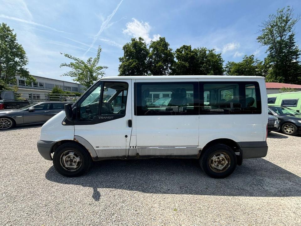 Ford Transit 2.4 9Sitze 4x4 140PS пробіг: 206000 рік: Dezember 2009 Diesel коробка: Manuell ціна: 1700 - Фото 5