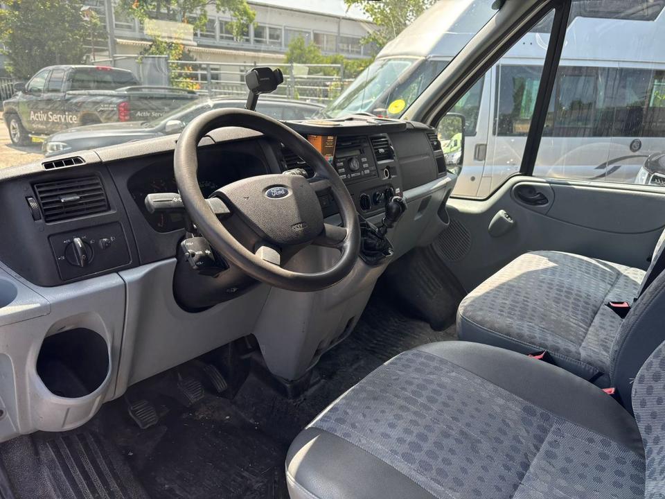 Ford Transit 2.4 9Sitze 4x4 140PS пробіг: 206000 рік: Dezember 2009 Diesel коробка: Manuell ціна: 1700 - Фото 6