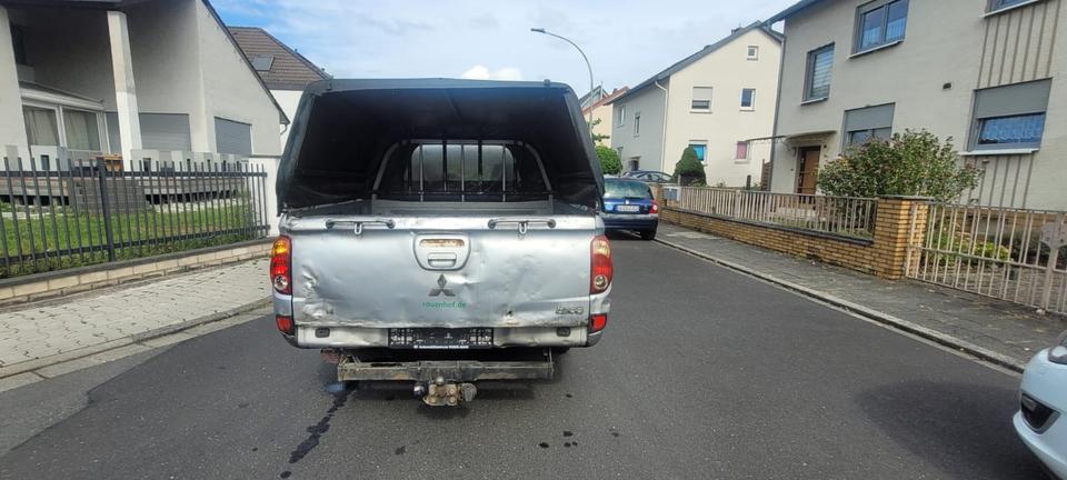 Mitsubishi L200 - Kaot 1. Hand TÜV Juni 26 пробіг: 267000 рік: Mai 2012 Diesel потужність:127 PS коробка: Manuell ціна: 5900 - Фото 4