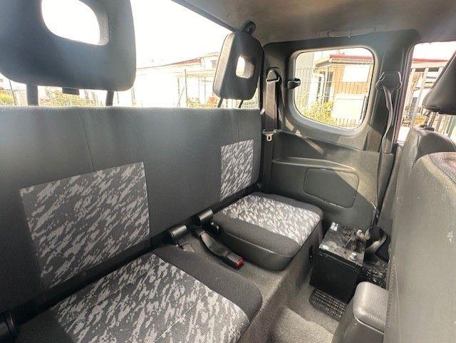 Mitsubishi L200 пробіг: 136000 рік: Februar 2002 Diesel потужність:99 PS ціна: 4999 Rot - Фото 14