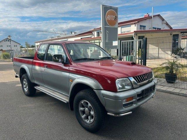 Mitsubishi L200 пробіг: 136000 рік: Februar 2002 Diesel потужність:99 PS ціна: 4999 Rot - Фото 3